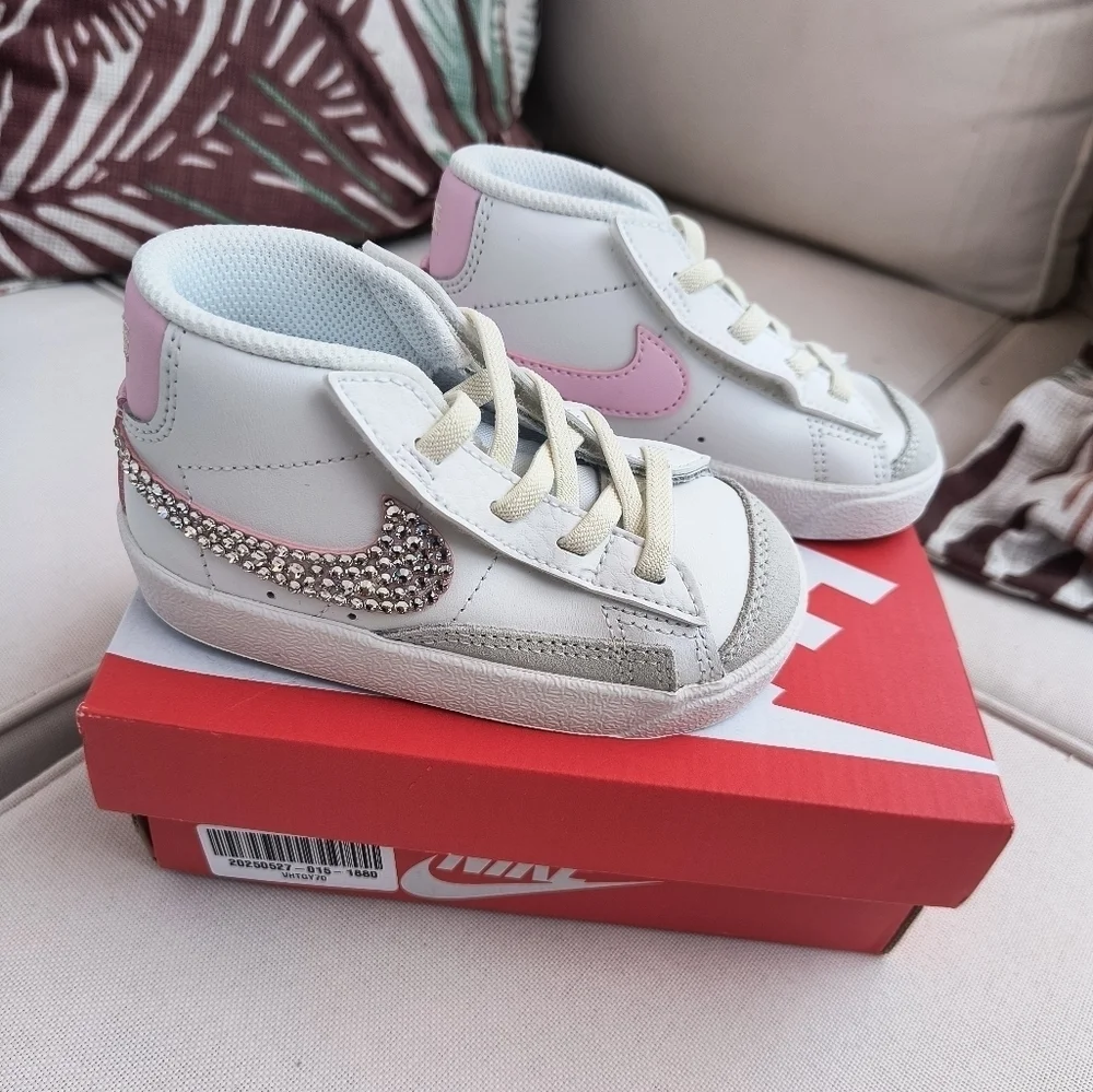 Girls Toddler Nike Blazer Mid 77 Sneakers Shoes Customized With Crystals Size 7